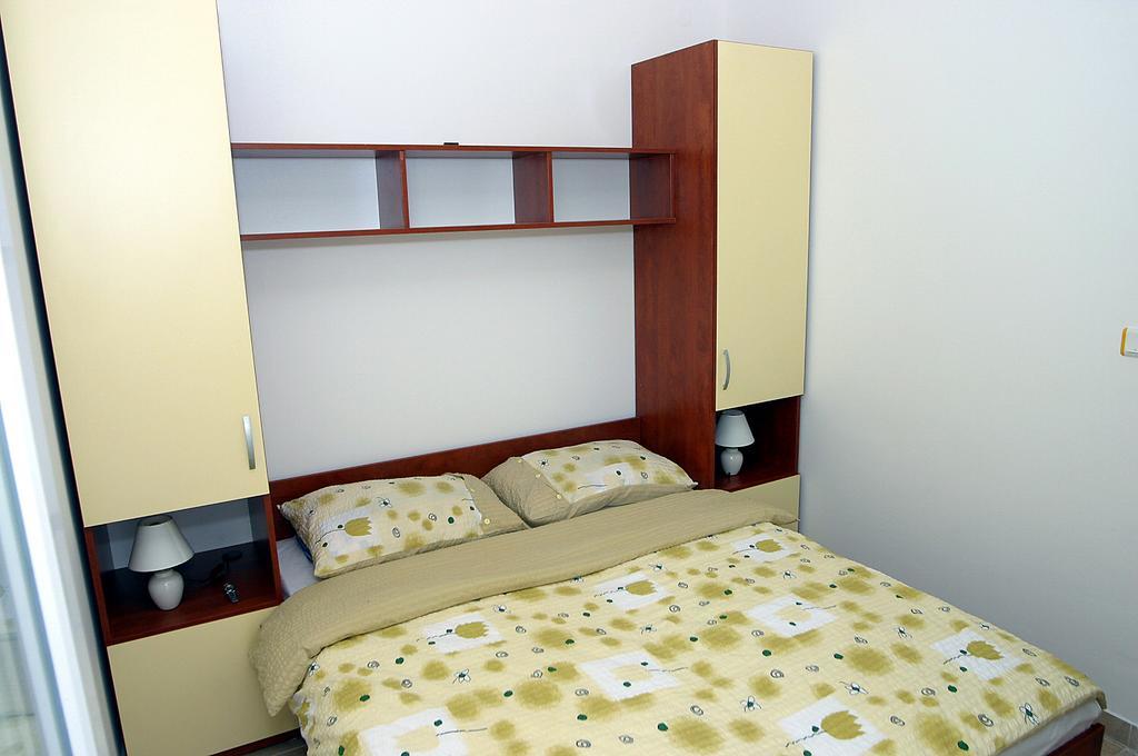 Apartments Villa Sibenik Primošten Zimmer foto